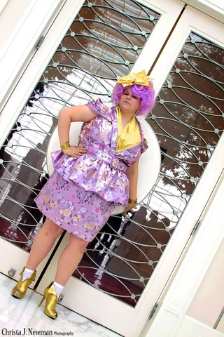 Illustration for article titled Awesome plus-sized cosplayer